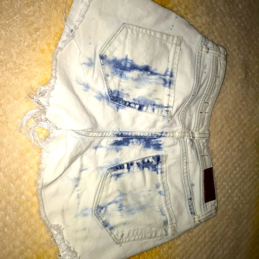 distressed hollister shorts blue and white waist24